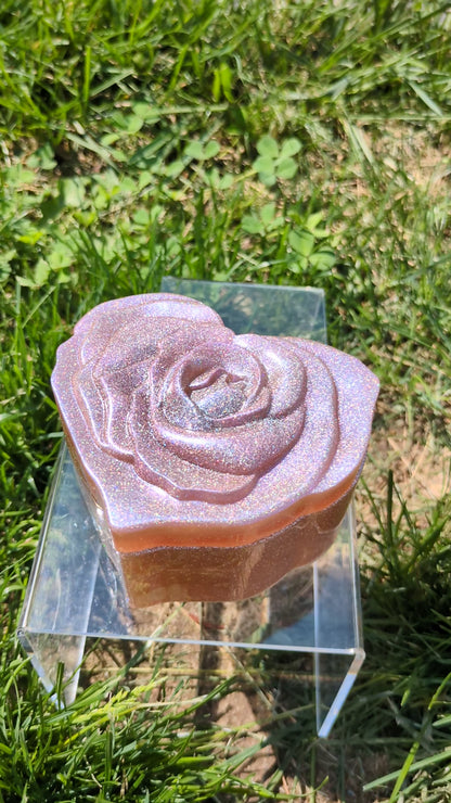 Rose heart shaped box