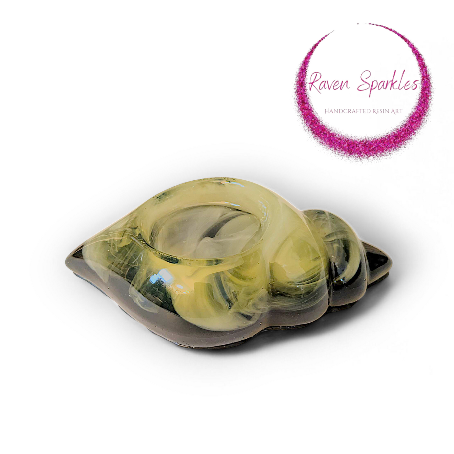 Seashell candle holder