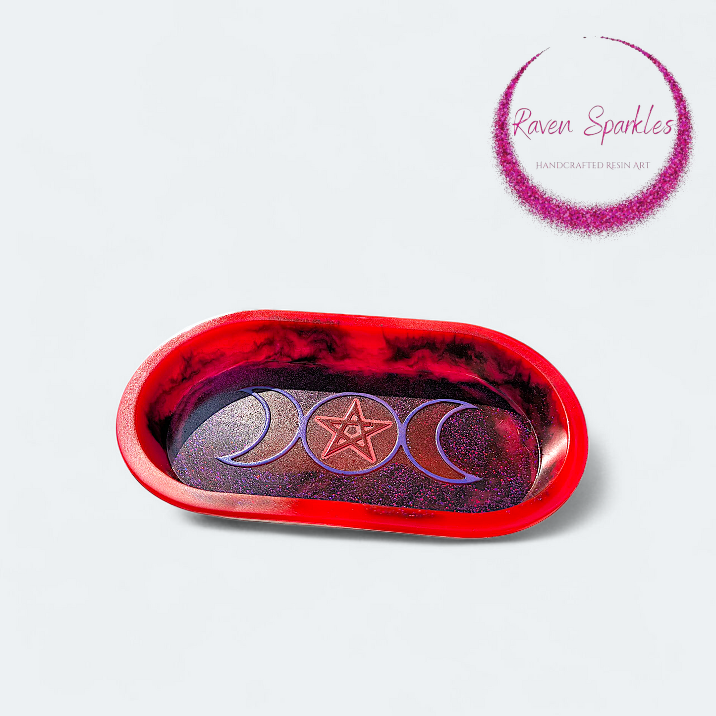 Red and black triple moon dish