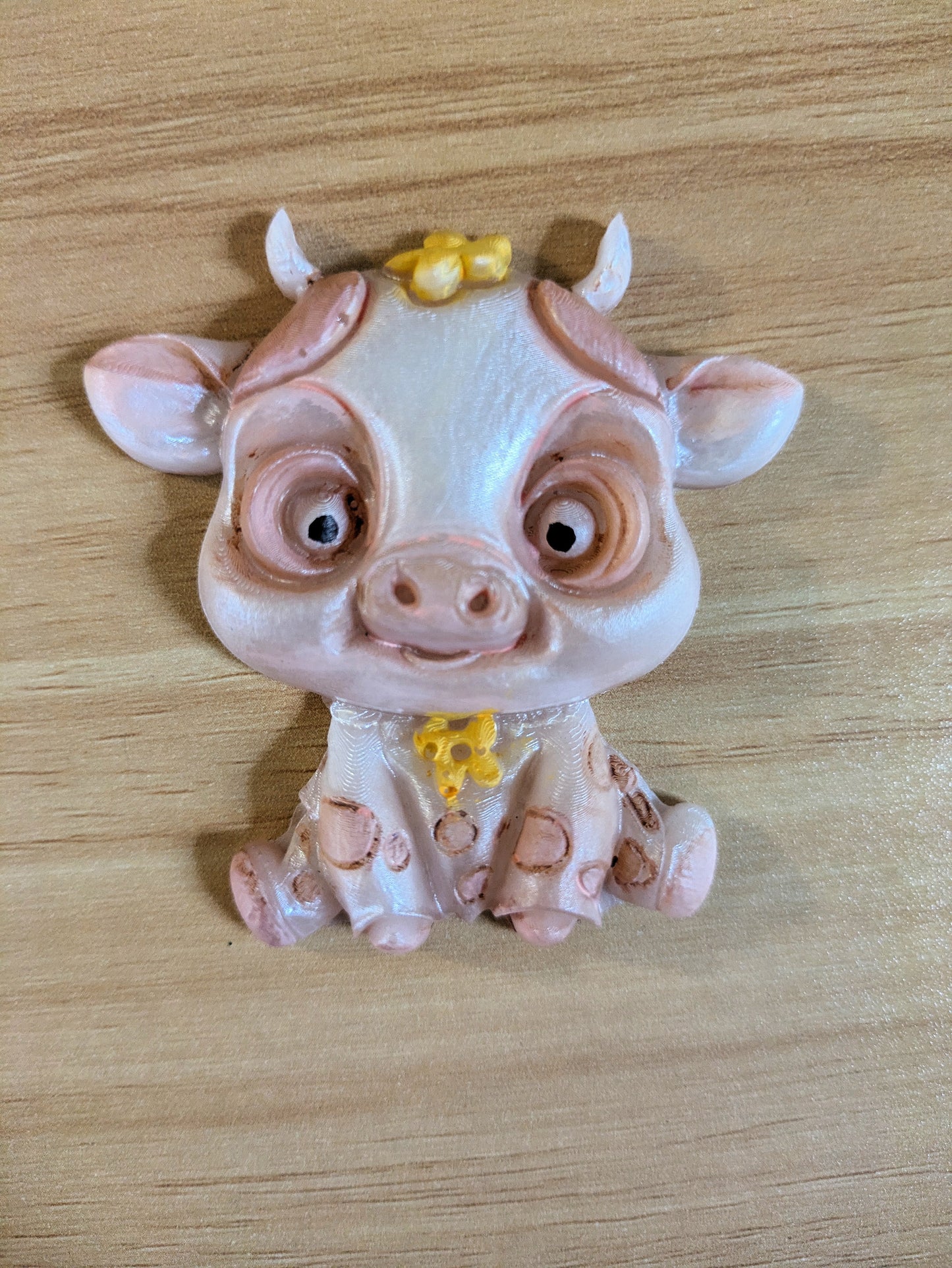 Cutsie Cow magnet