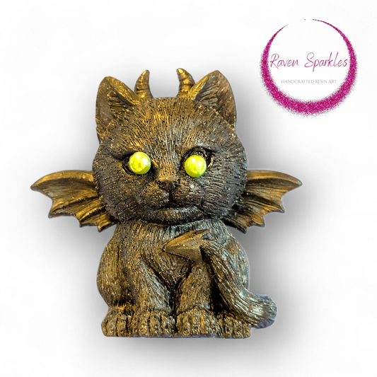 Demon Kitty figurine (self standing)