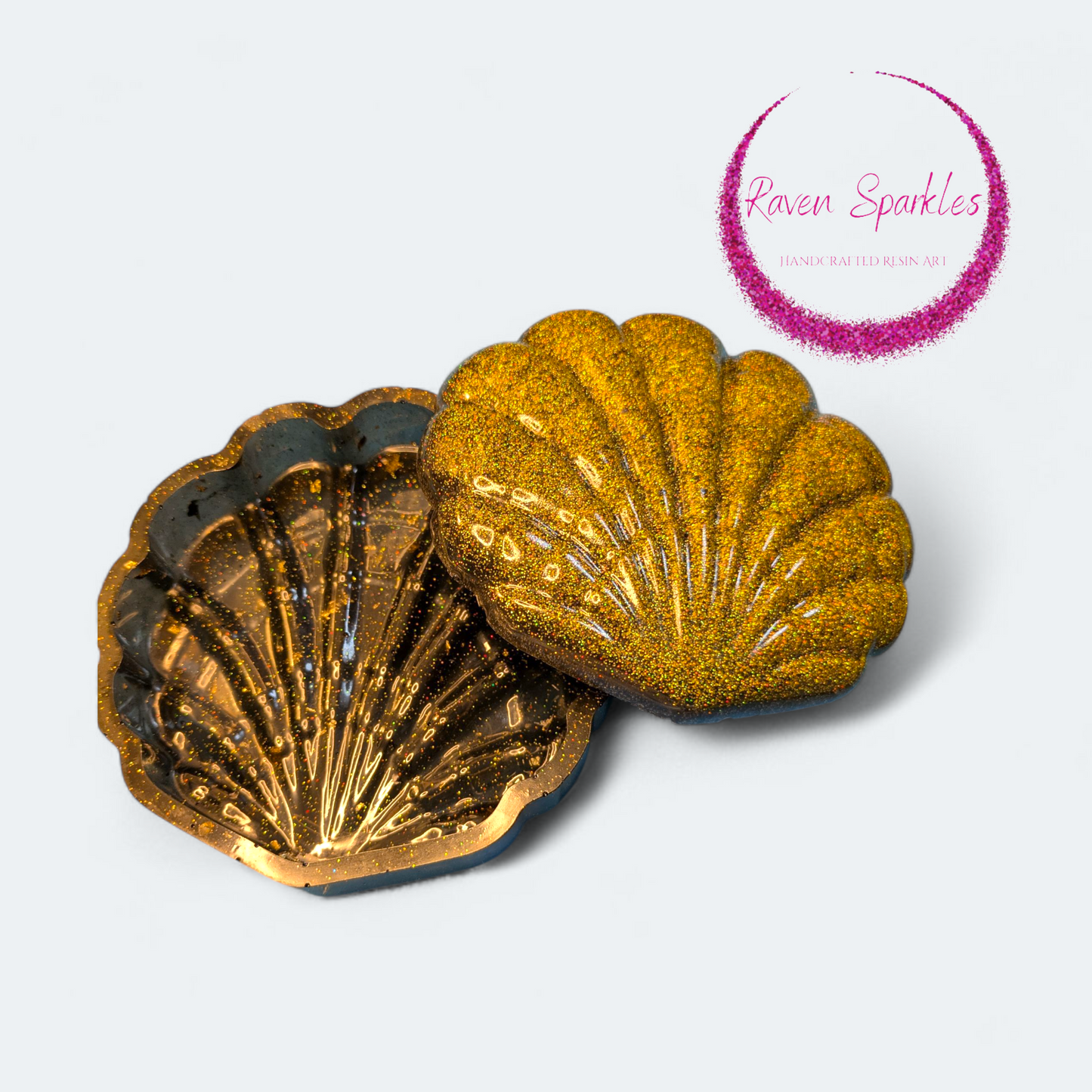 Gold seashell box