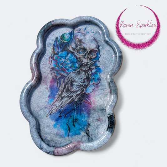 Raven skull cloud tray