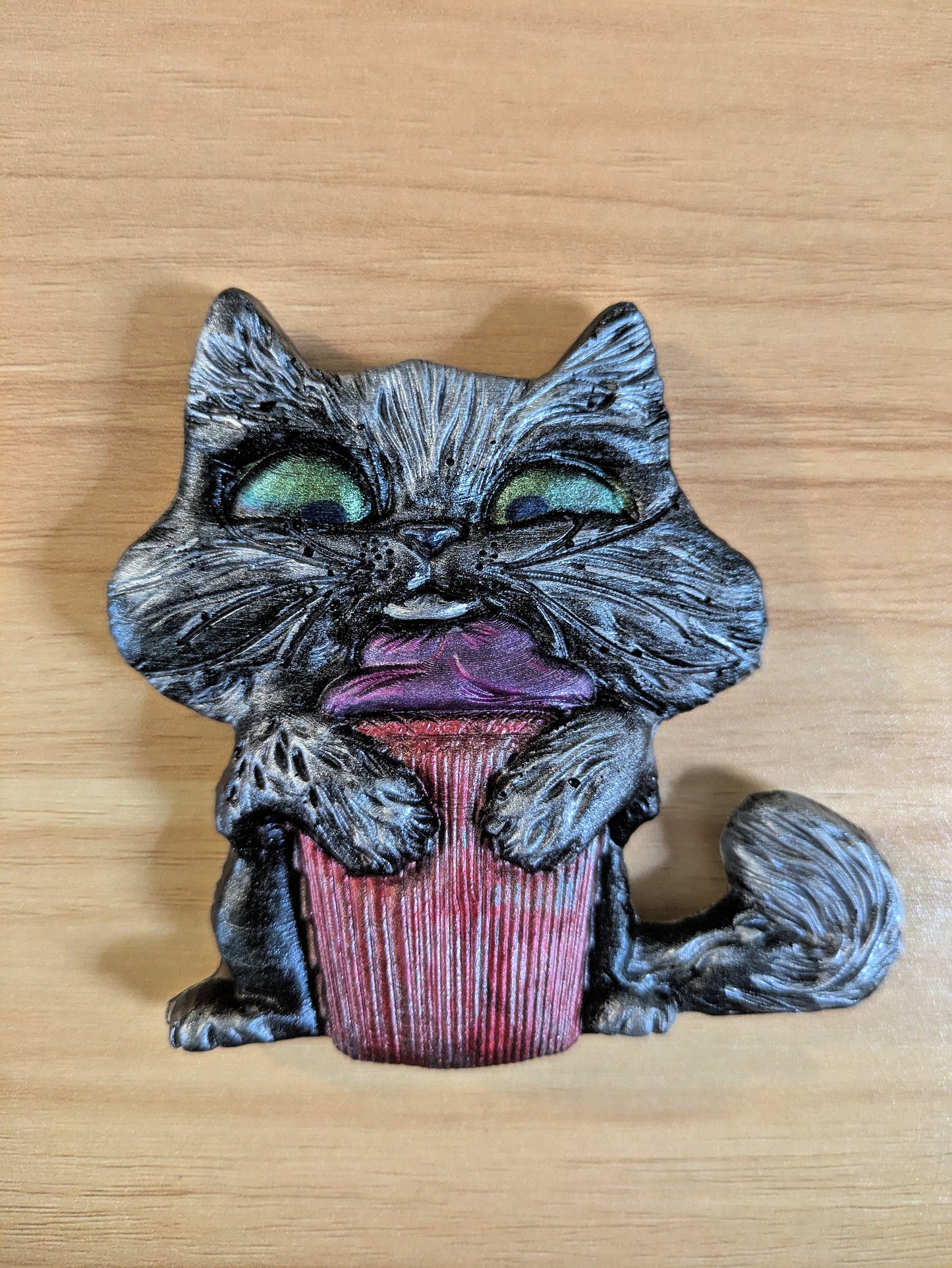 Cupcat magnet